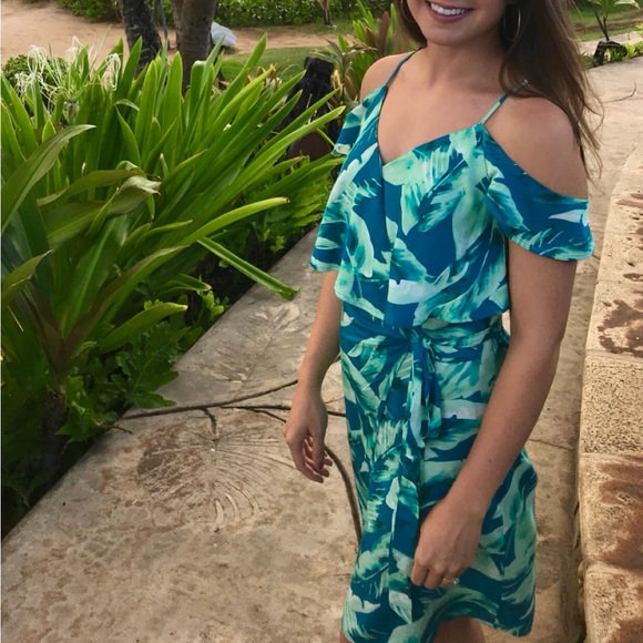 Gianni Bini Tropical Wrap Dress - Picture 6 of 6